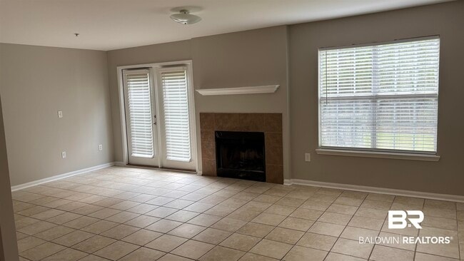 Photo - 1517 Regency Rd