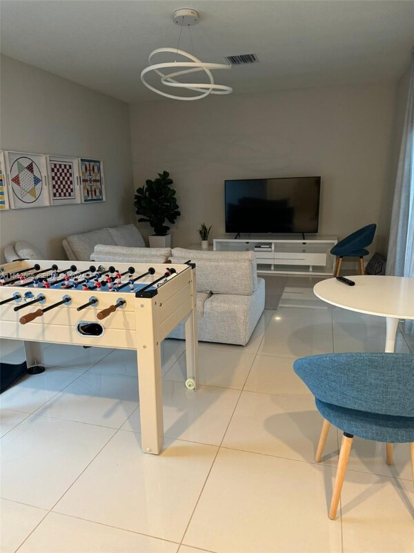 Photo - 4718 NW 84th Ave