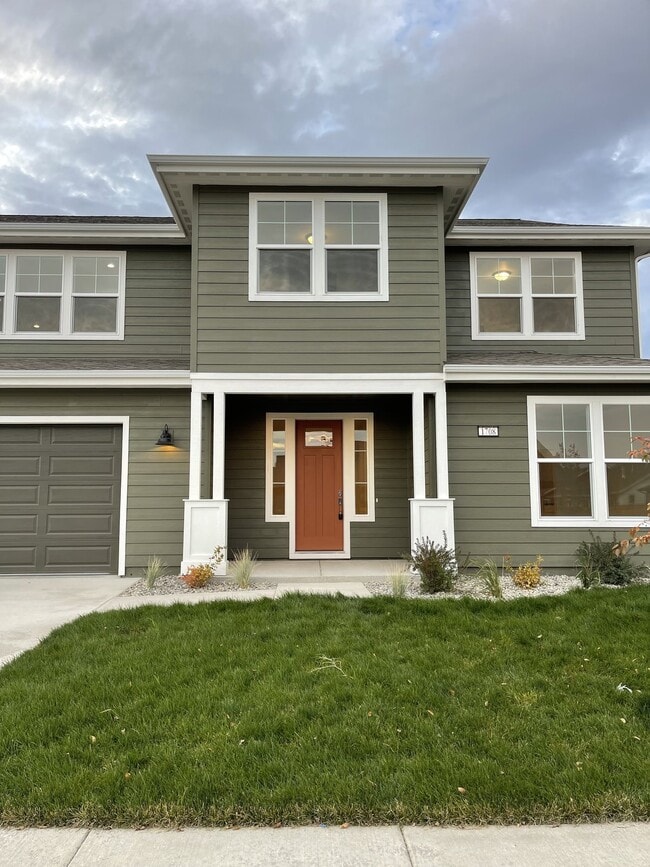 Beautiful 4 Bedroom, 3.5 Bathroom Home in Prescott Ranch!