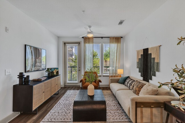 AVERE SOUTHSIDE QUARTER