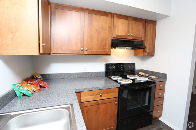 2HAB, 1BA - 975 ft² - Cocina - Cambridge Park