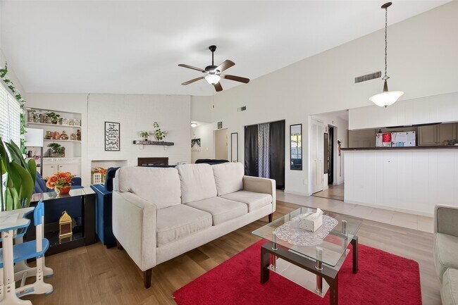 Photo - 10423 Permian Dr