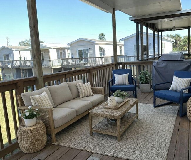 Photo - 6745 Hudson Ave