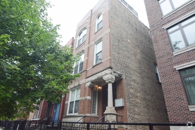 Building Photo - 2637 W Potomac Ave Unit 4 Rental