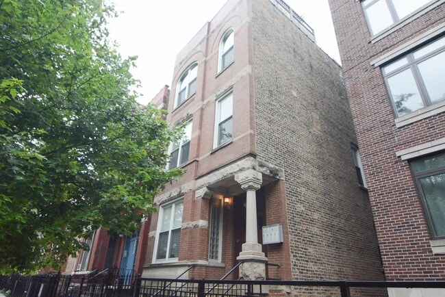 Photo - 2637 W Potomac Ave Condo Unit 4
