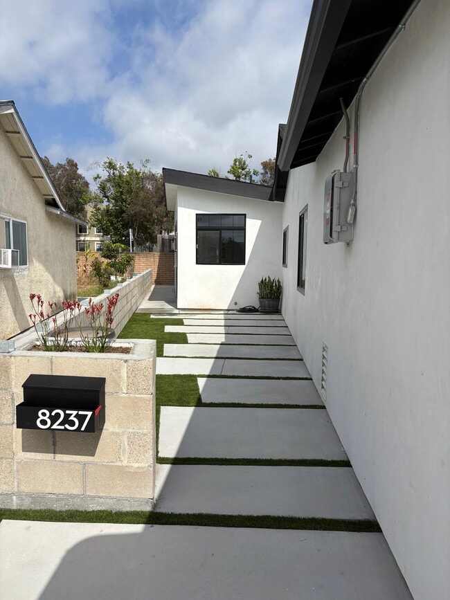 Photo - 8235 Casa Blanca Pl House Unit 8237