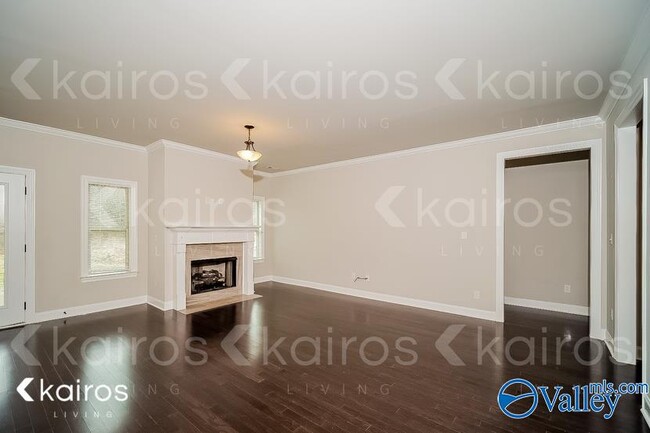 Photo - 100 Old Vineyard Ct House