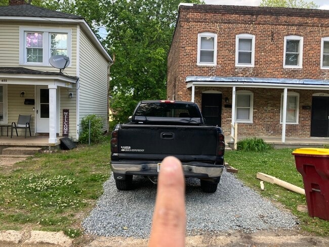 Photo - 657 Pegram St