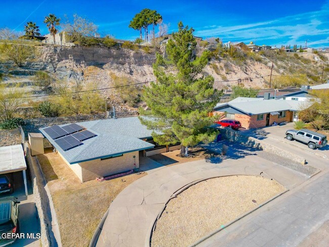 Photo - 4217 Canterbury Dr