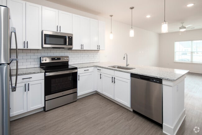 1HAB, 1BA - 750 ft² - Gateway Village at Swan Creek