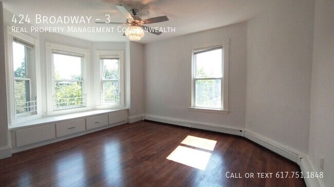 Photo - 424 Broadway-3 Unit 3