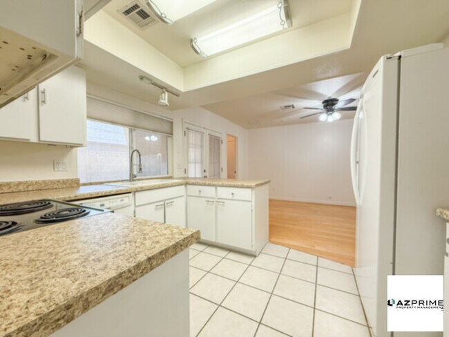 Photo - Exceptional 3/2 Glendale Home -  Spacious ...