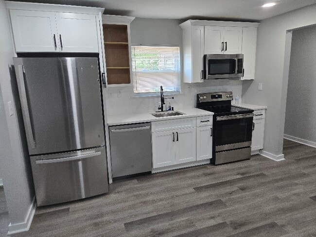 Building Photo - 3503 Wilcox Blvd Rental