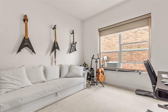 Photo - 6101 Mickelson Way