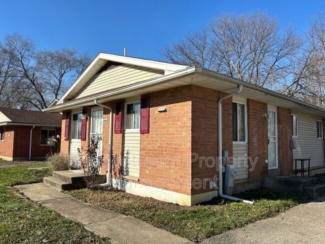 Building Photo - 2101 Val Vista Ct