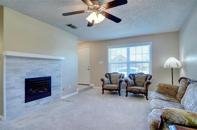 Photo - 1703 Creekpoint Dr