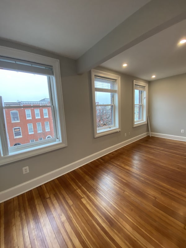 Photo - 911 S Ellwood Ave Unit 5