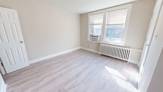 Photo - 921 19th St NE Unidad 921 19th -  2