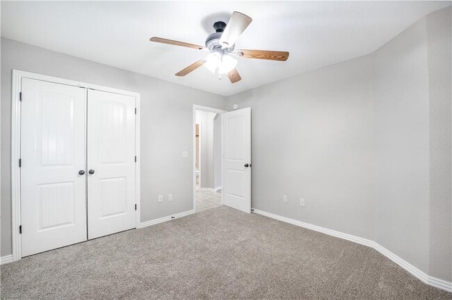 Photo - 1536 N Oakhaven Pl