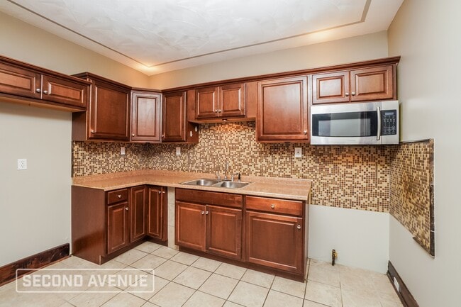 Photo - 1826 Greenwood Ave