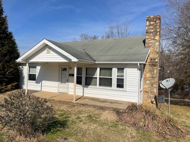 Photo - 89 Leach St