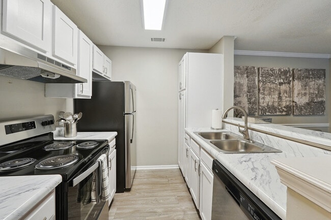 Model Kitchen - Rosemont Brook Hollow