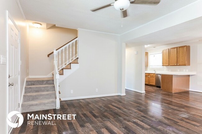 Photo - 223 Crestview Dr