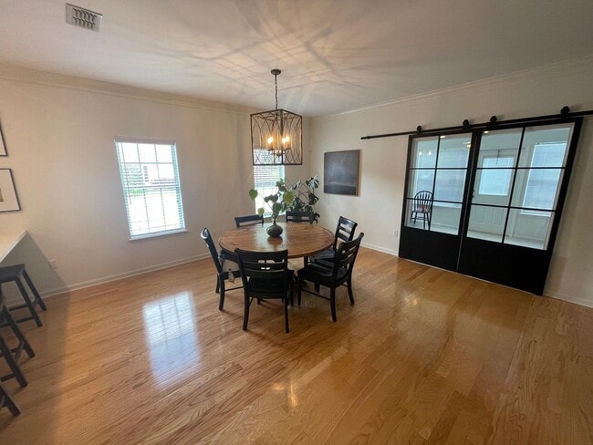 Photo - 1307 Hidden Timbers Pl