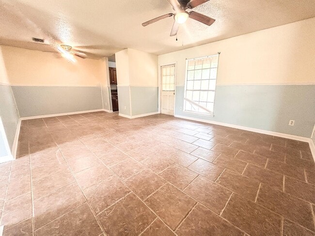 Photo - 2830 Louisiana Ave