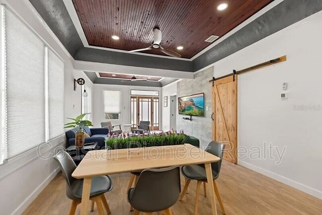 Photo - 1904 N 25th St