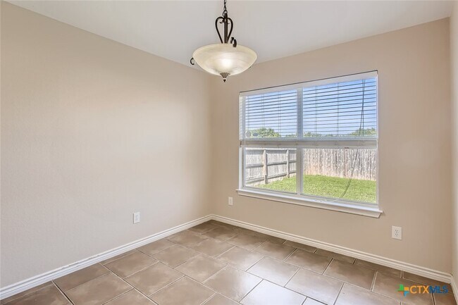 Photo - 3032 Douglas Fir Dr