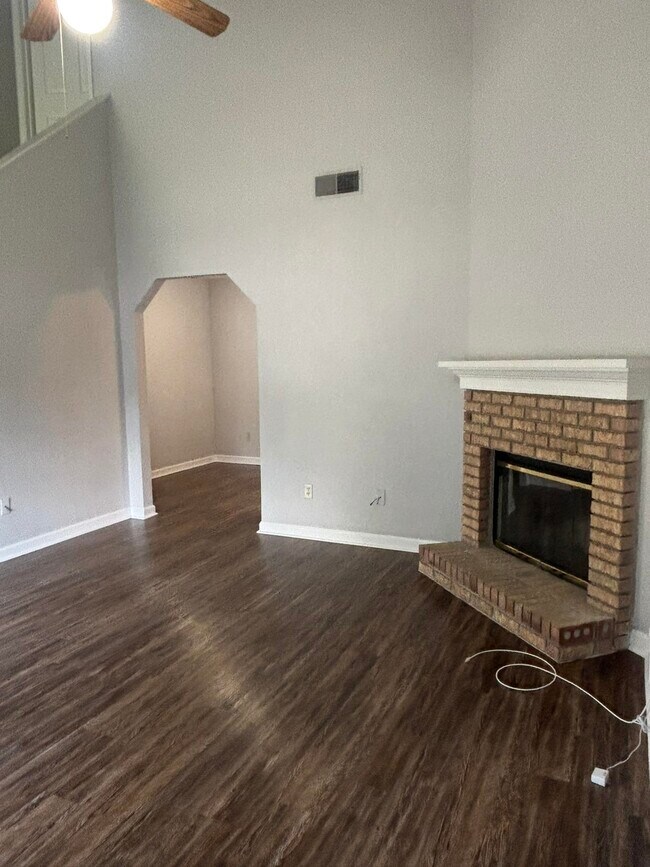 2901 Richview Park Cir S