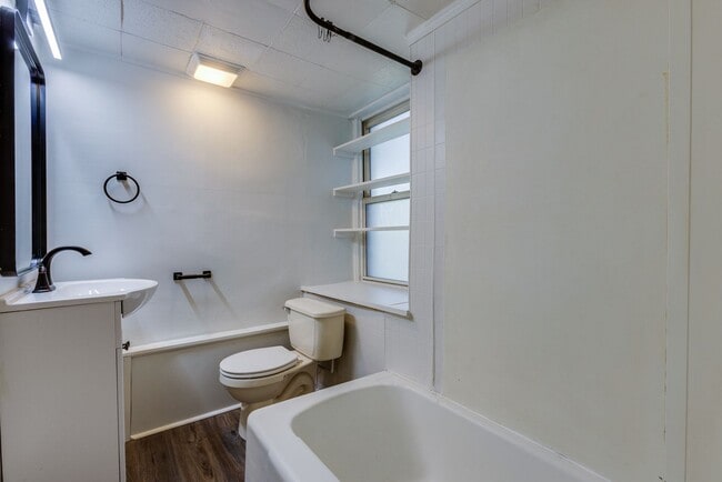 Photo - 316 Belonda St Unit Apt 1