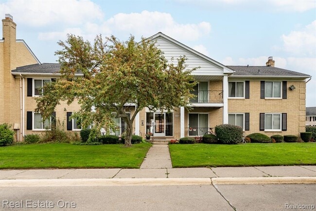 Photo - 37095 Nottingham Dr Unit 15