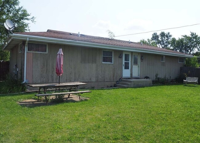 Photo - 14545 Archer Ave