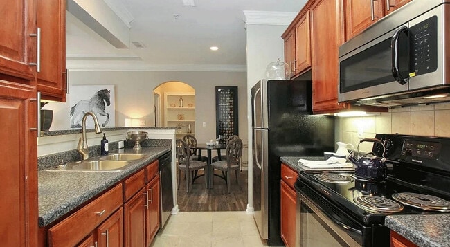 Building Photo - Verdant Peachtree Creek Rental