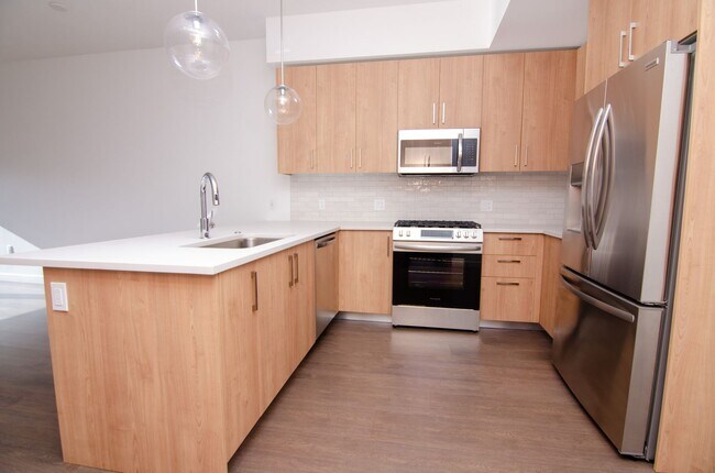 Photo - 1212 Demonbreun St Unit 910