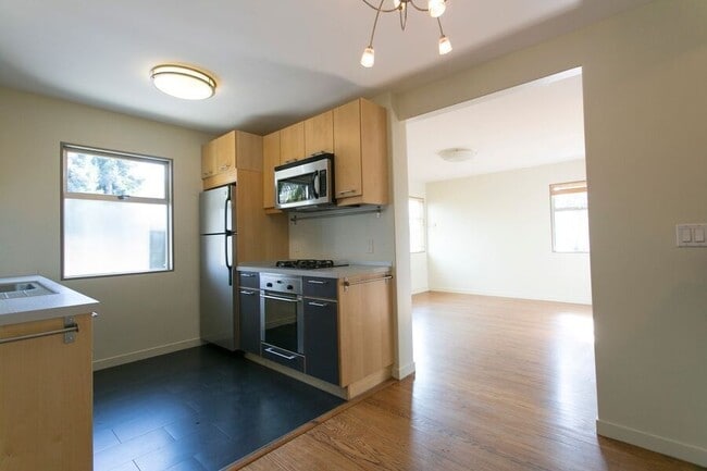 Building Photo - 5921 Central Ave