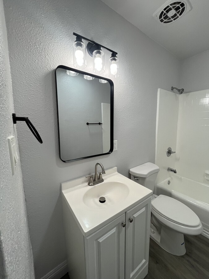 Photo - 3800 W 27th St Unidad 126