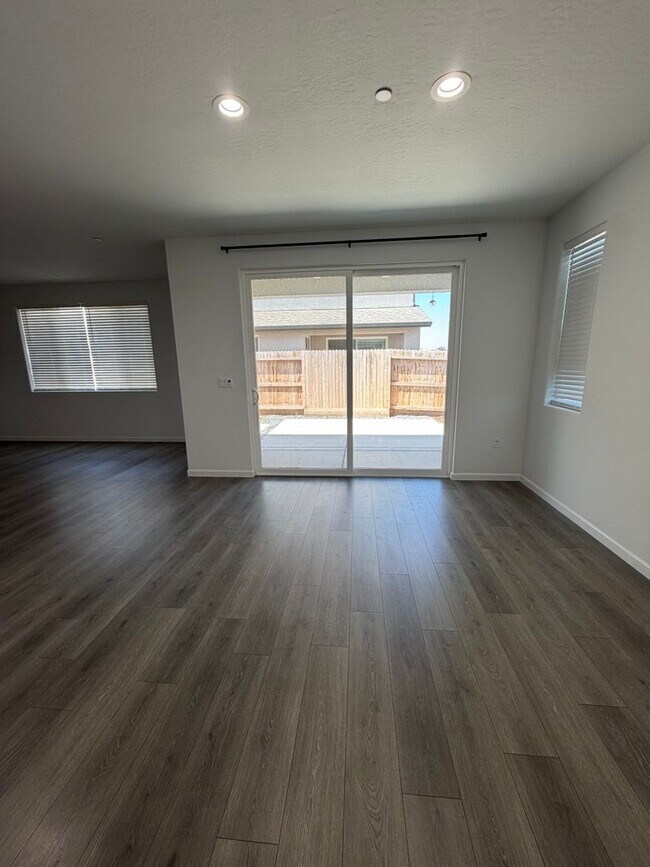3031 N Martin St