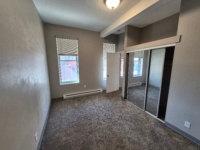 Photo - 301 N Riverfront Dr Unidad 205