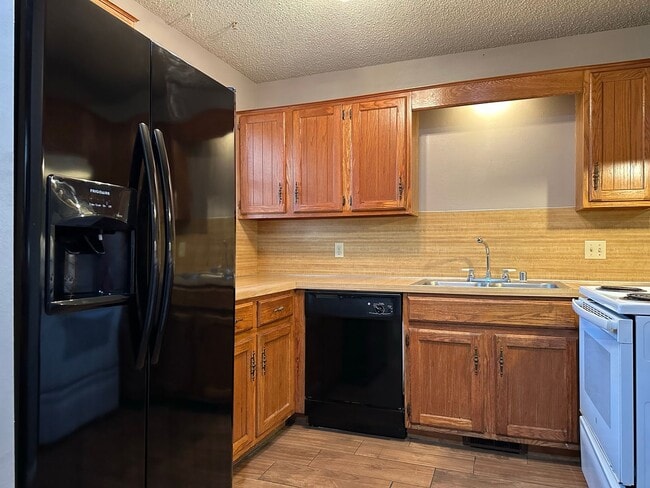 Photo - 119 Perth Ct