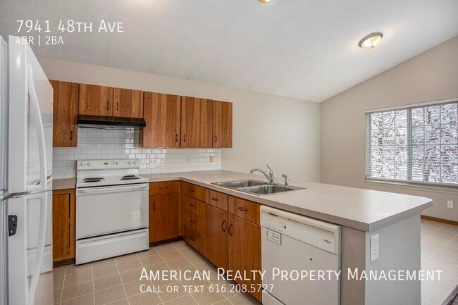 Photo - 7941 48th Ave