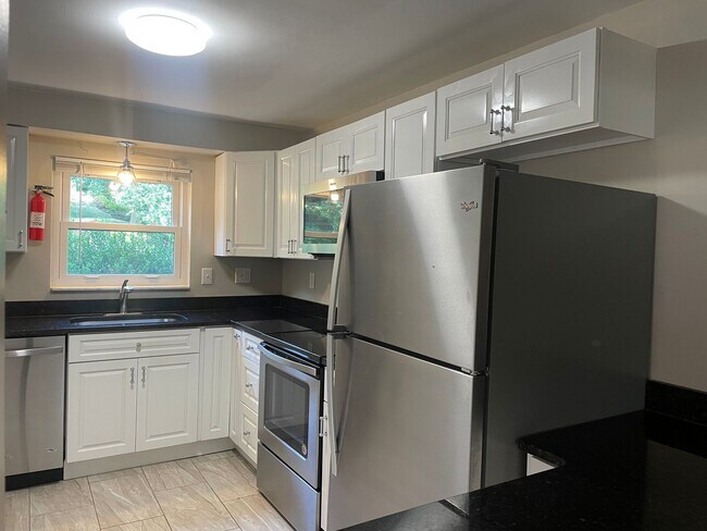 7401-7403 Brighton Rd