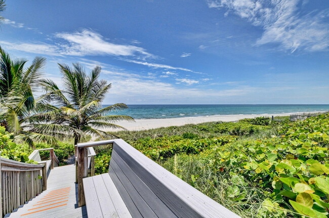 Building Photo - 2121 N Ocean Blvd Unit 1406w