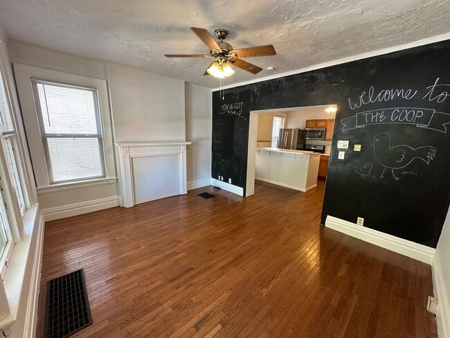 Photo - 33 W 10th Ave Unit 33