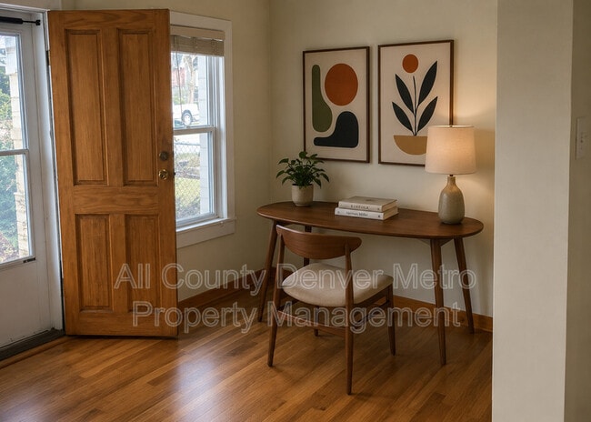 Photo - 831 Elati St