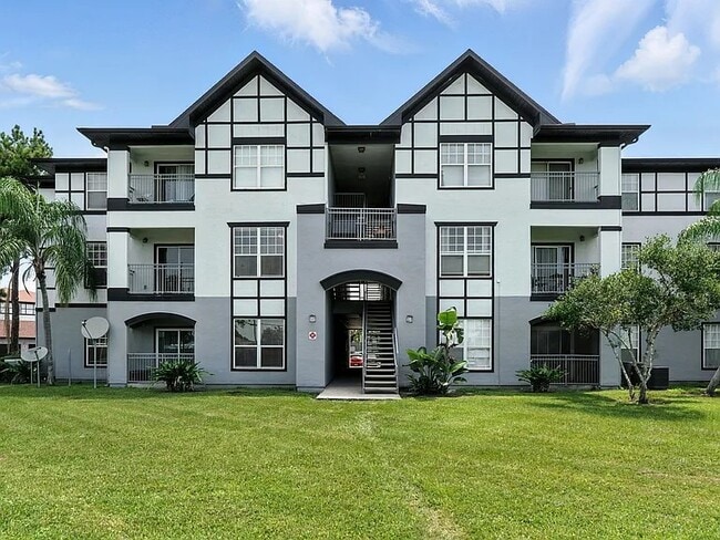 Building Photo - 5526 Pga Blvd Rental