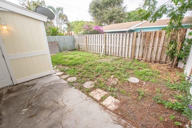 Photo - 3962 Roan Ct W