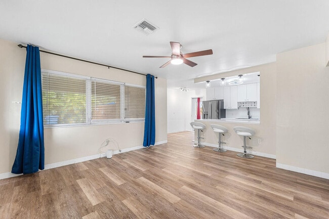 Photo - 4780 NE 8th Terrace